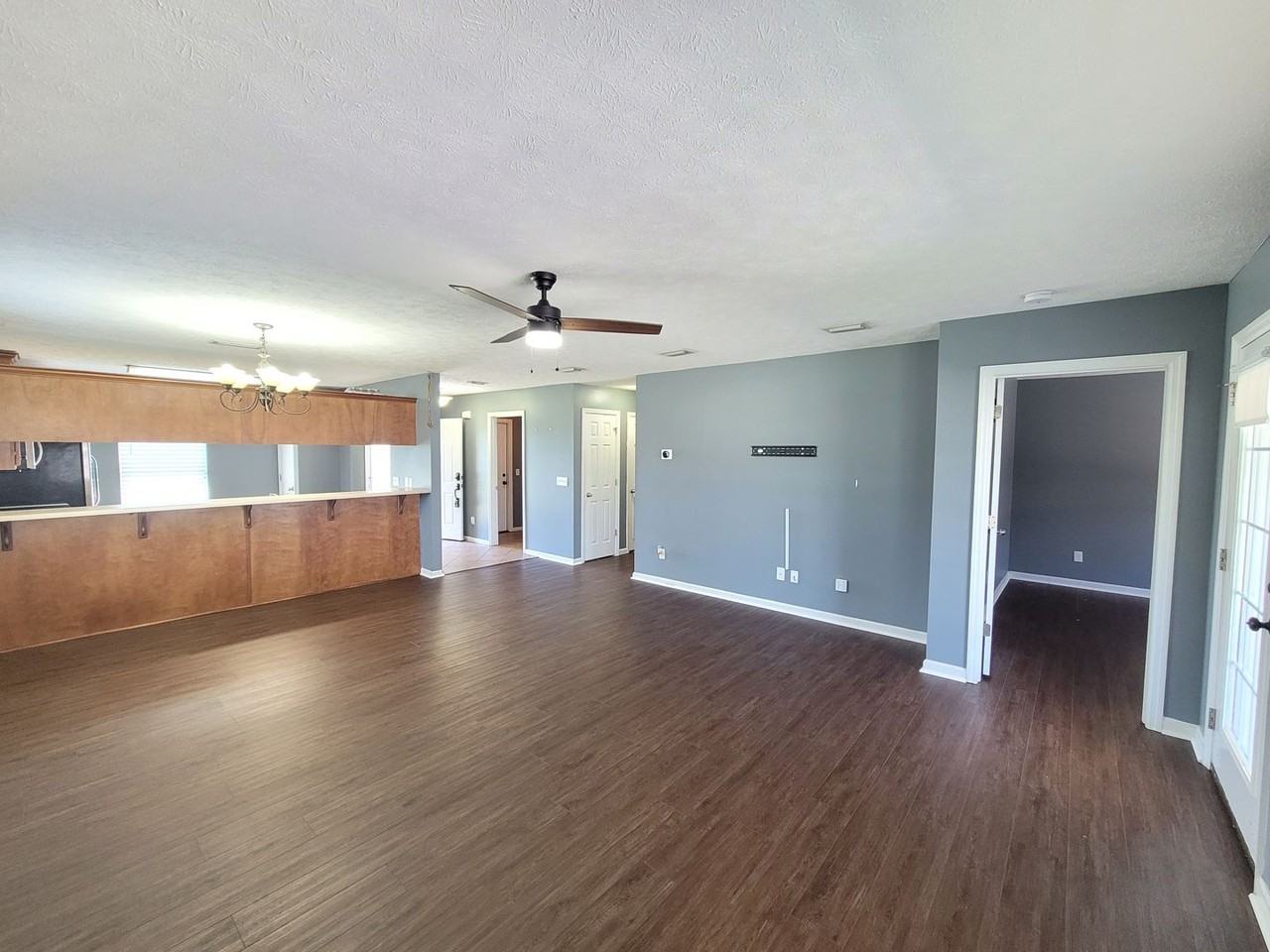 276 Orinda St - Photo 5 of 28
