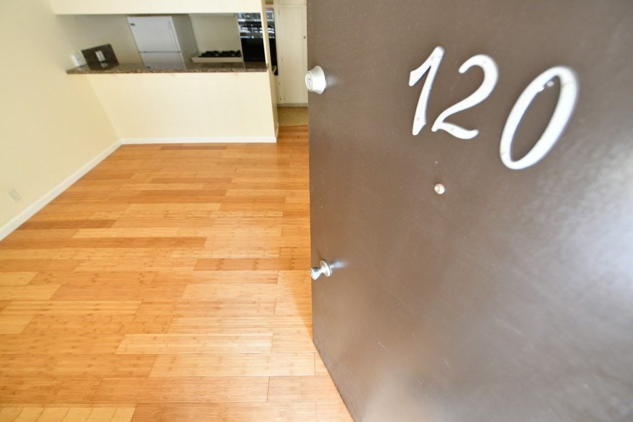 1551 Madison St - Photo 2 of 27