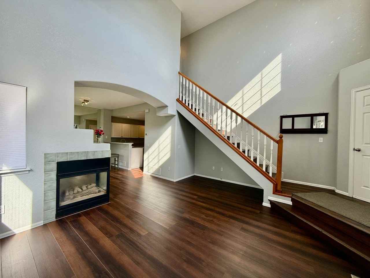 1053 Samuel Pt - Photo 4 of 21
