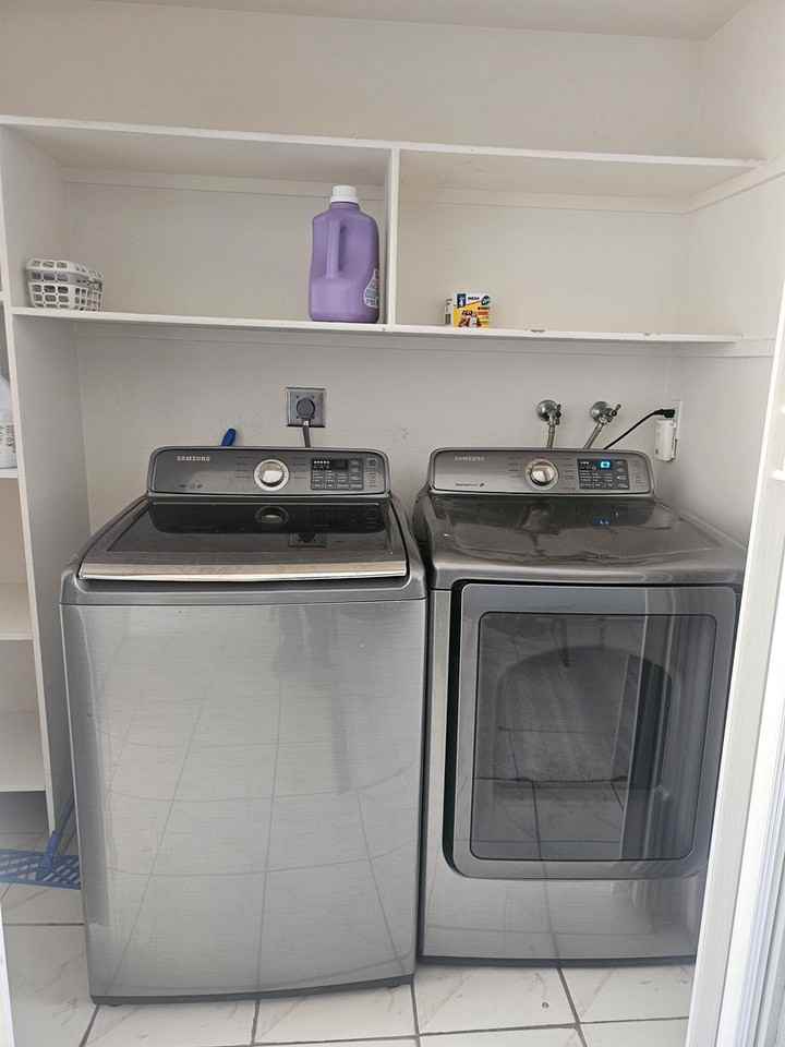 5140 North River Road #B - Photo 7 of 14