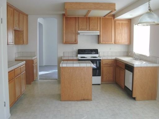 1250 Brant Ct - Photo 3 of 17