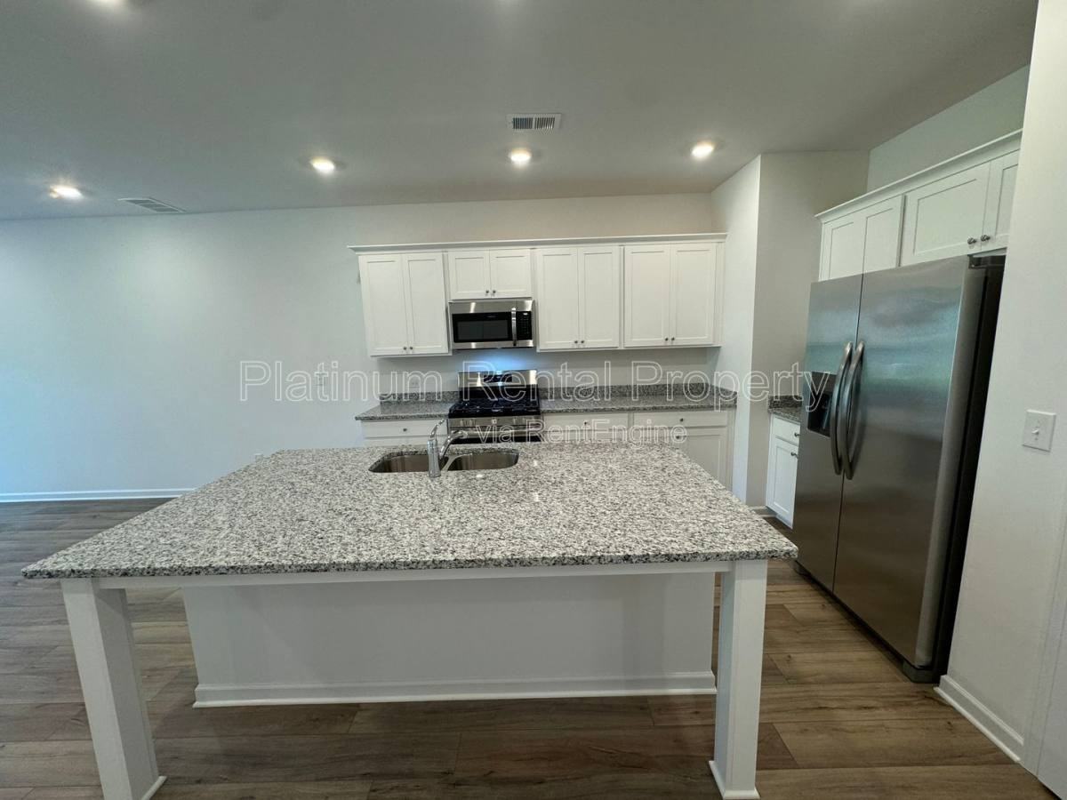 2805 Habibi Ct - Photo 6 of 10