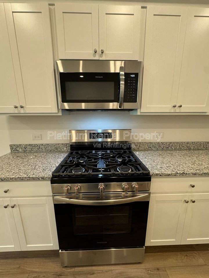 2805 Habibi Ct - Photo 7 of 10