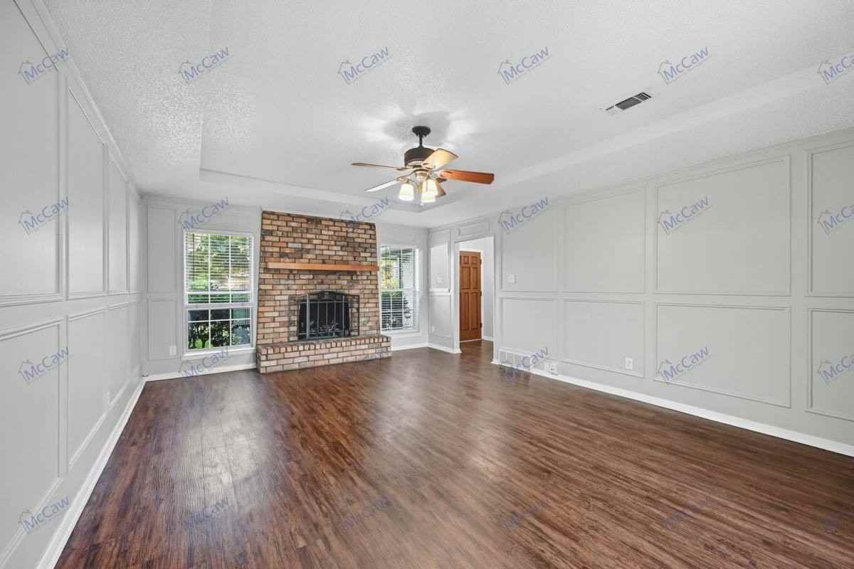 7604 Mary Dr - Photo 3 of 10
