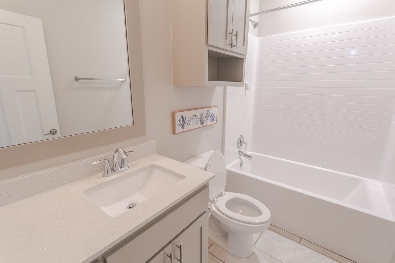 512 Nw 179th Cir #512EDMOND - Photo 4 of 36