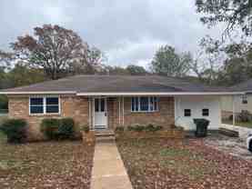 4401 Foster St - Photo 1 of 1