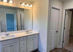 741 Point Place Dr - Photo 3 of 18