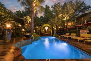 featured image of 6011 Gaston Ave