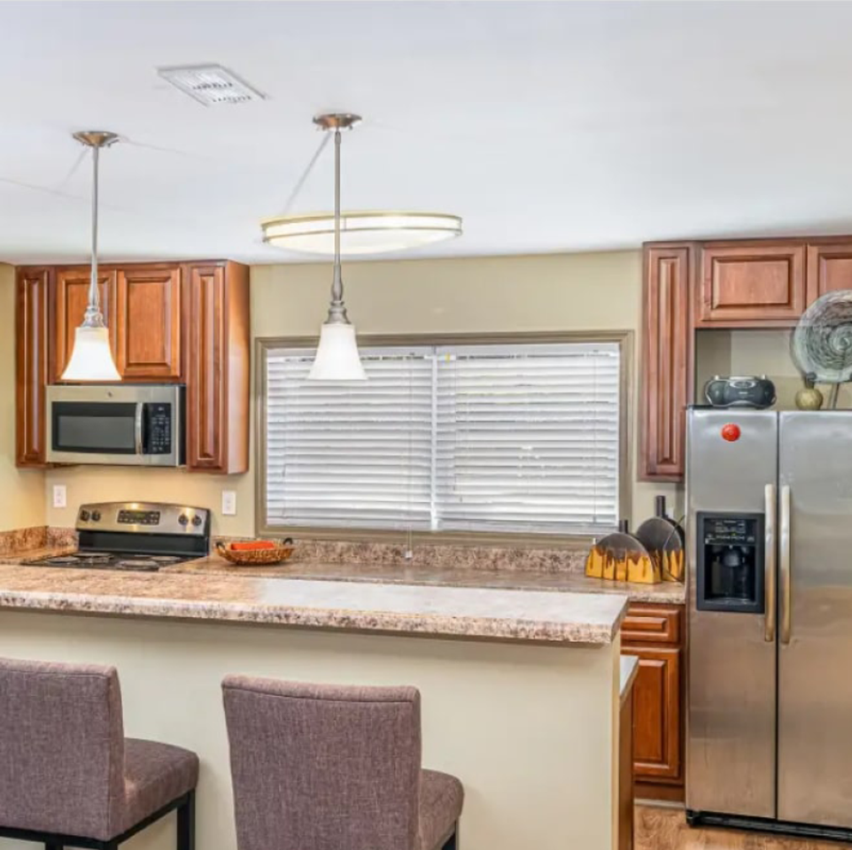 Charleston Apartments - Photo 5 of 20