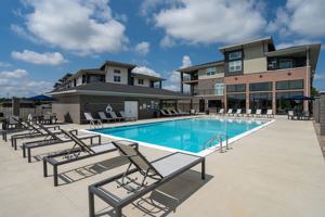 featured image of 5201 River Ridge Pkwy