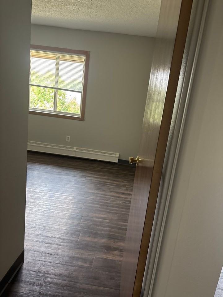 Westview Apartments - Photo 5 of 21
