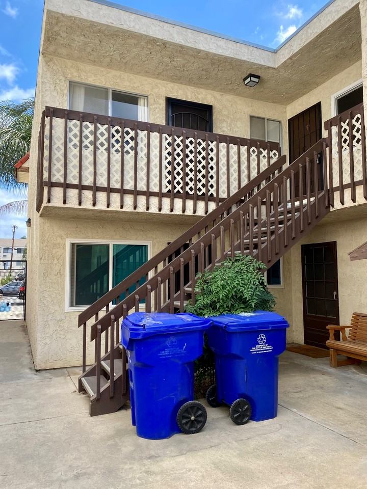 3776 31st St #4 - Photo 4 of 16