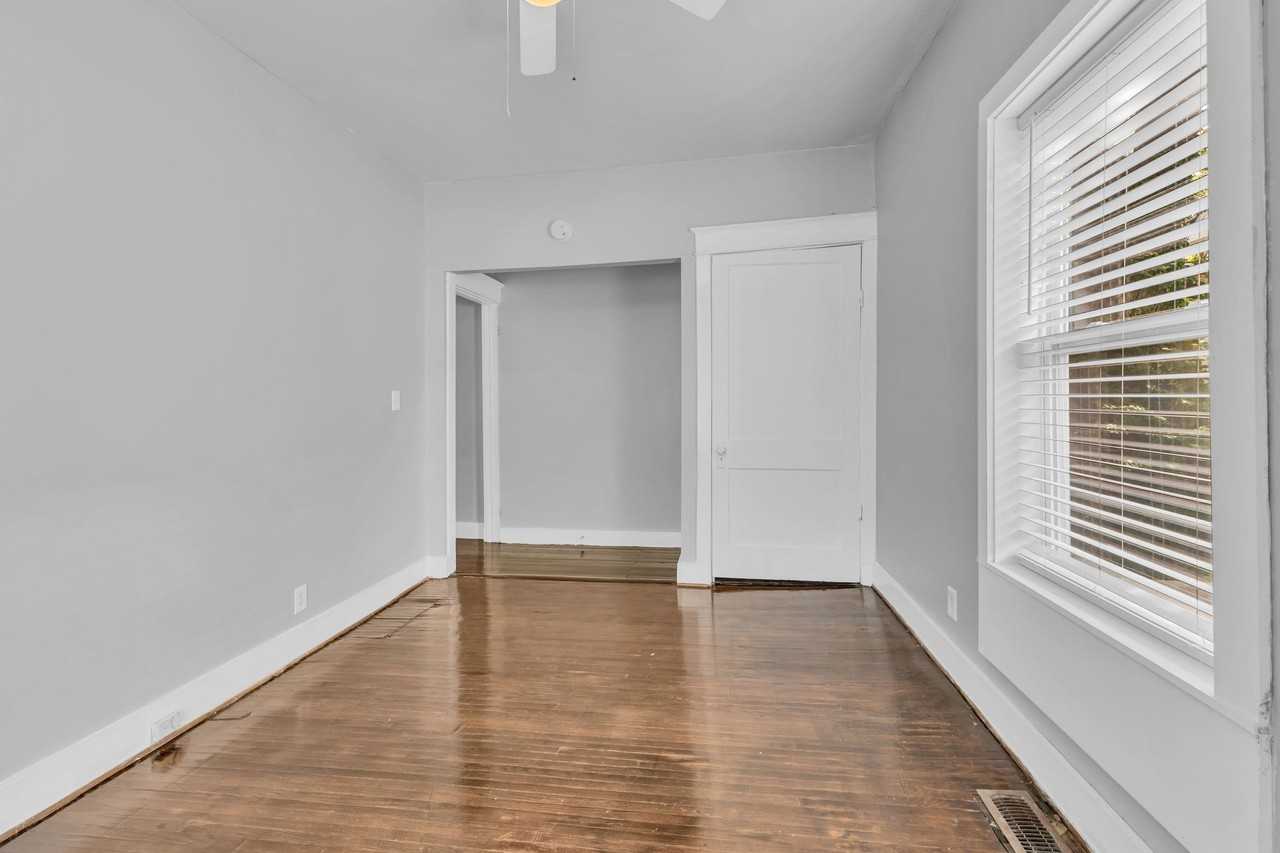 2000A 18th Ave S - Photo 2 of 28