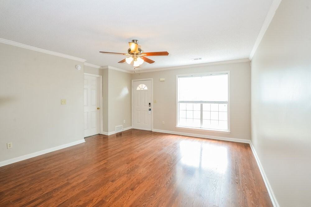 6828 Shorey Ln - Photo 5 of 17