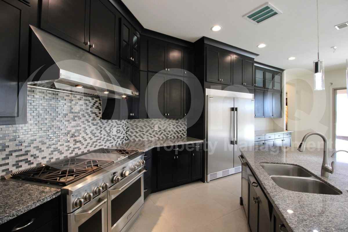 1781 E Aster Pl - Photo 7 of 41