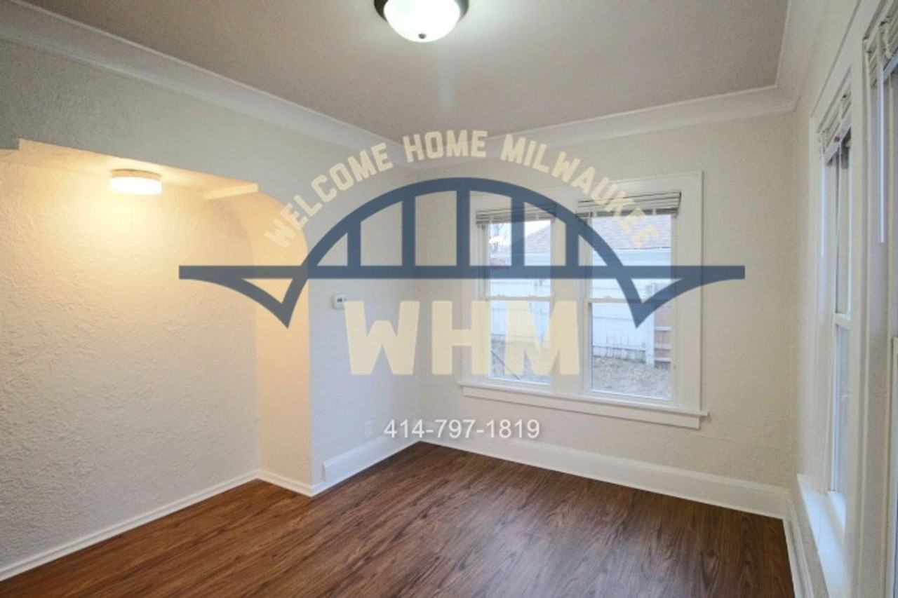 221 W Ring St - Photo 4 of 18