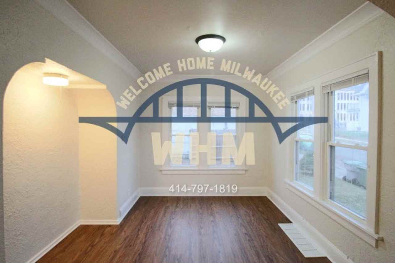 221 W Ring St - Photo 5 of 18