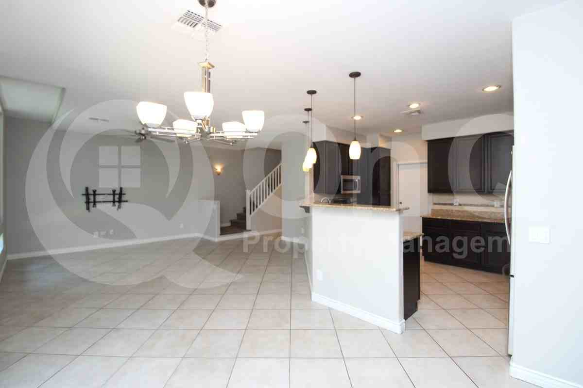 1816 West Vermont Avenue - Photo 6 of 23