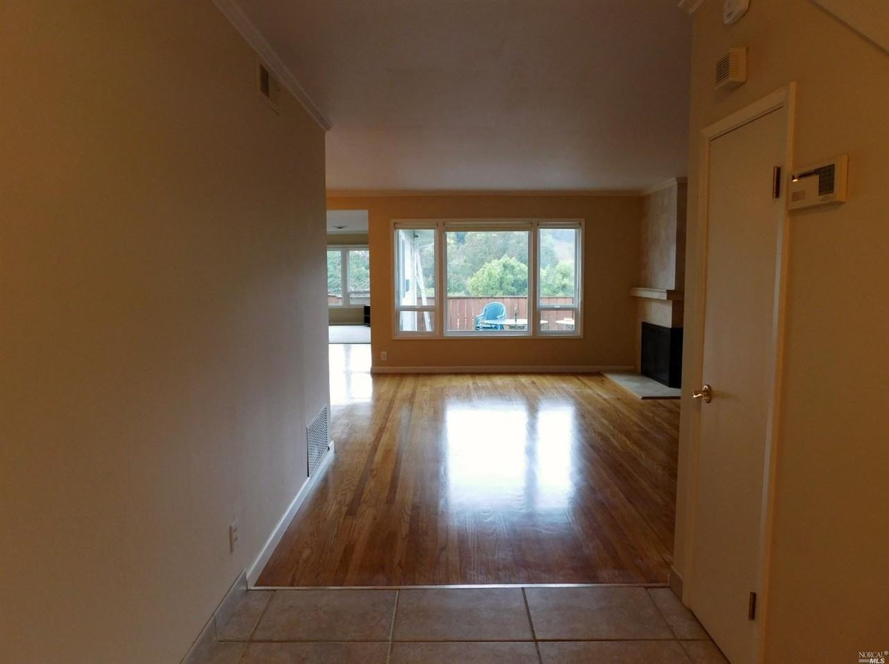 37 Sonora Way - Photo 3 of 22