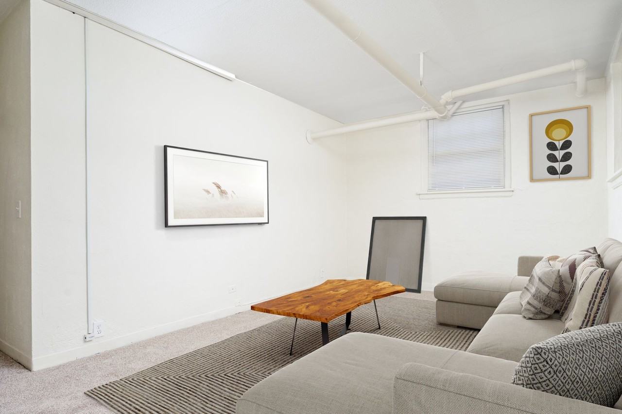 2610-18 Fremont Ave S - Photo 7 of 20