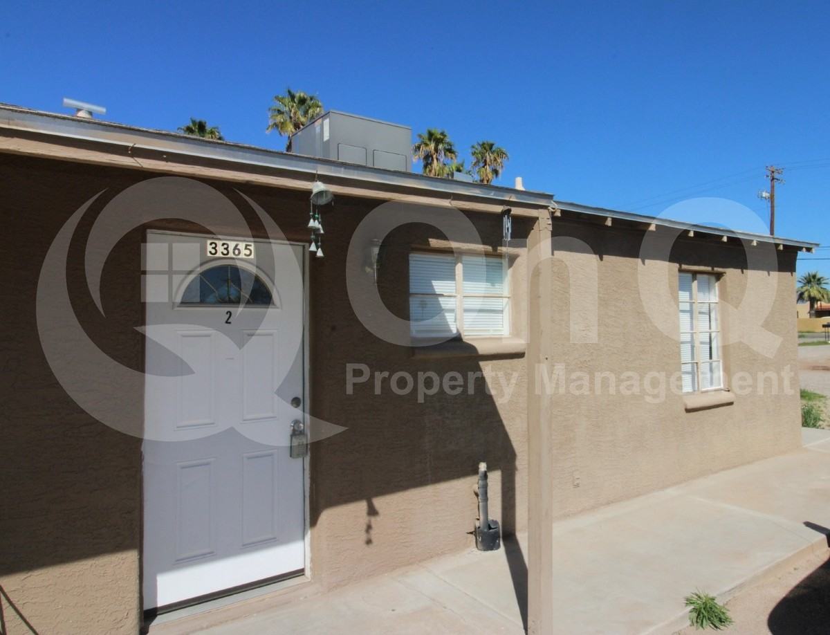 3365 North Stone Avenue #B