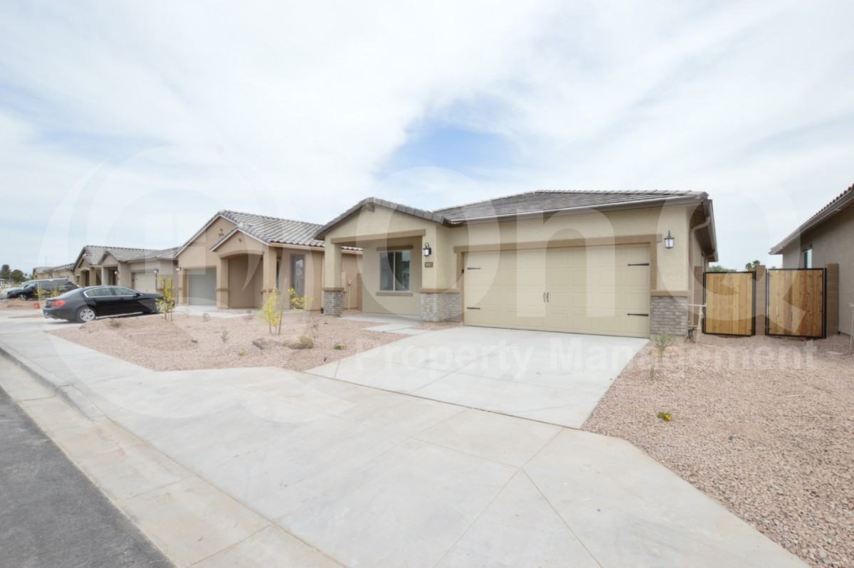 9087 N 114th Ln - Photo 2 of 43