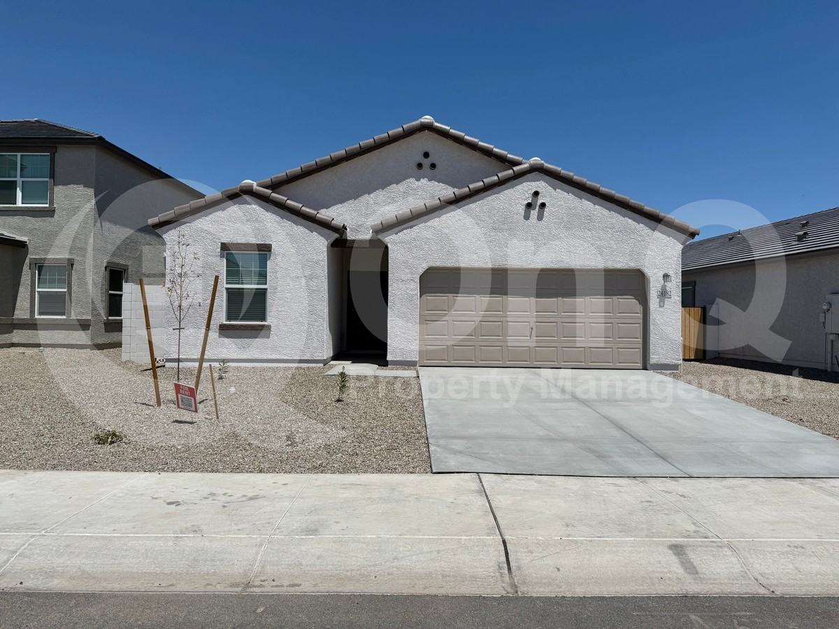 24182 West Hidalgo Avenue - Photo 2 of 27