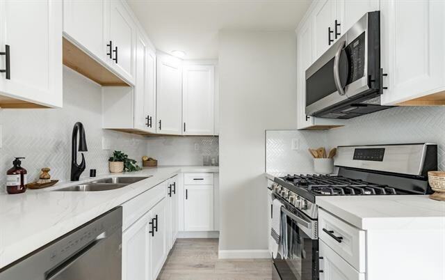 484 Naples St #A - Photo 3 of 11