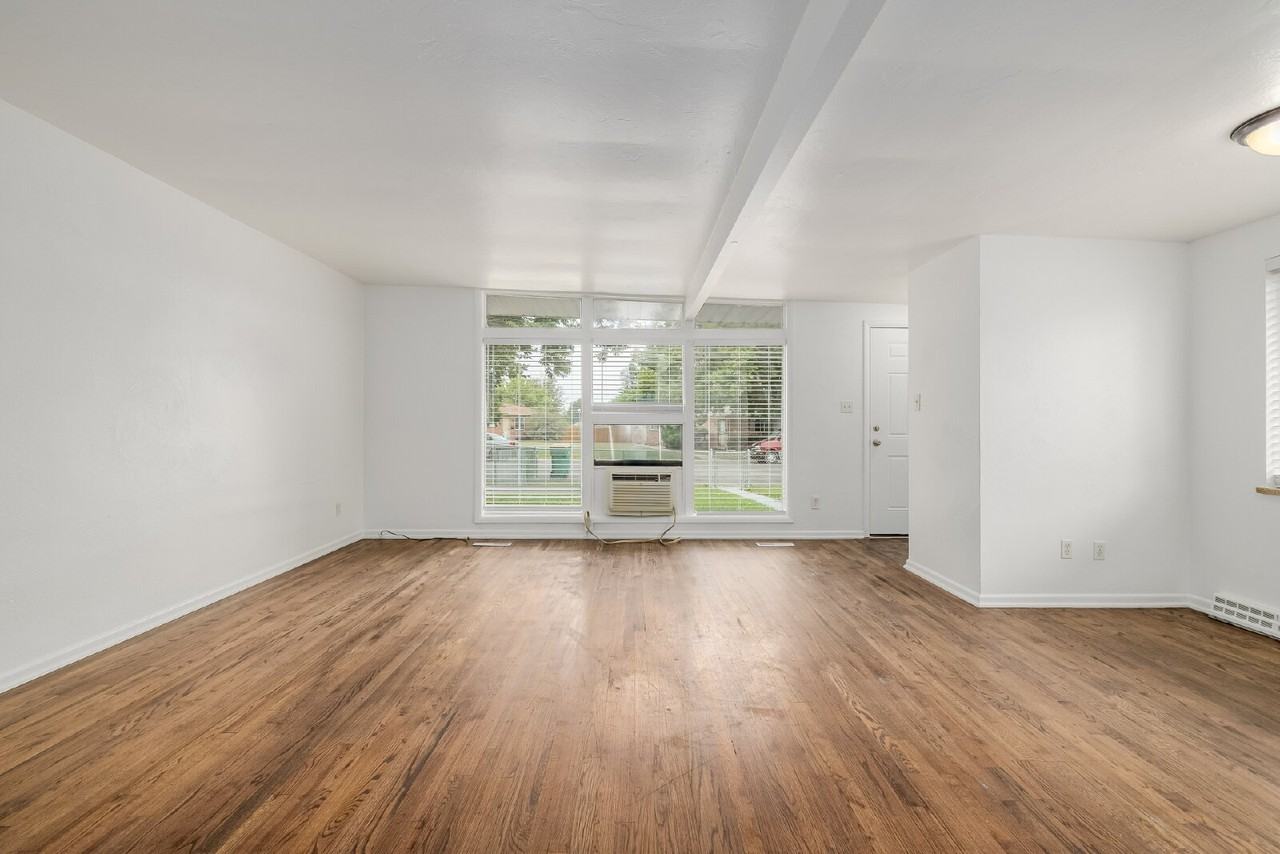 1116 Dallas St - Photo 3 of 22