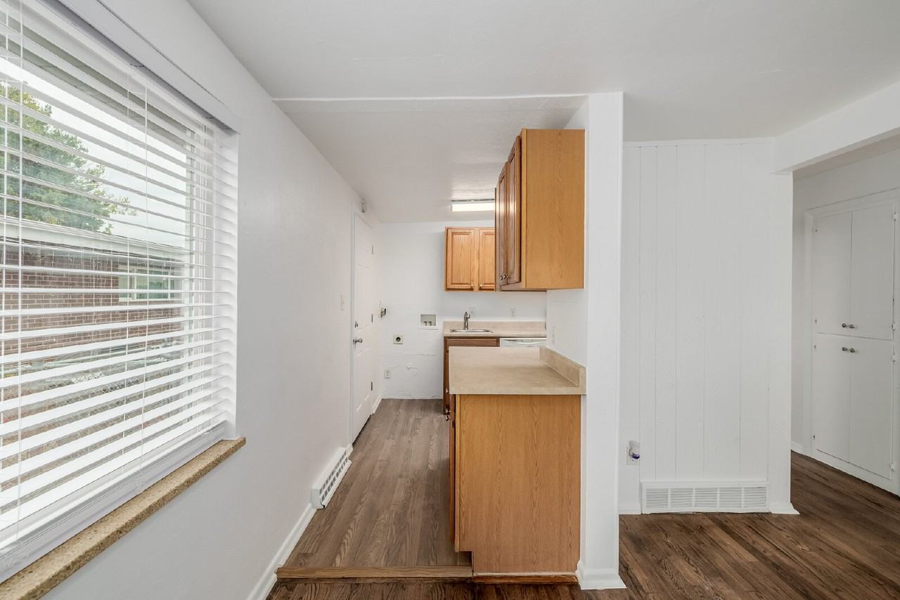 1116 Dallas St - Photo 7 of 22