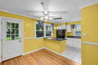 720 Woodburn Rd - Photo 1 of 1