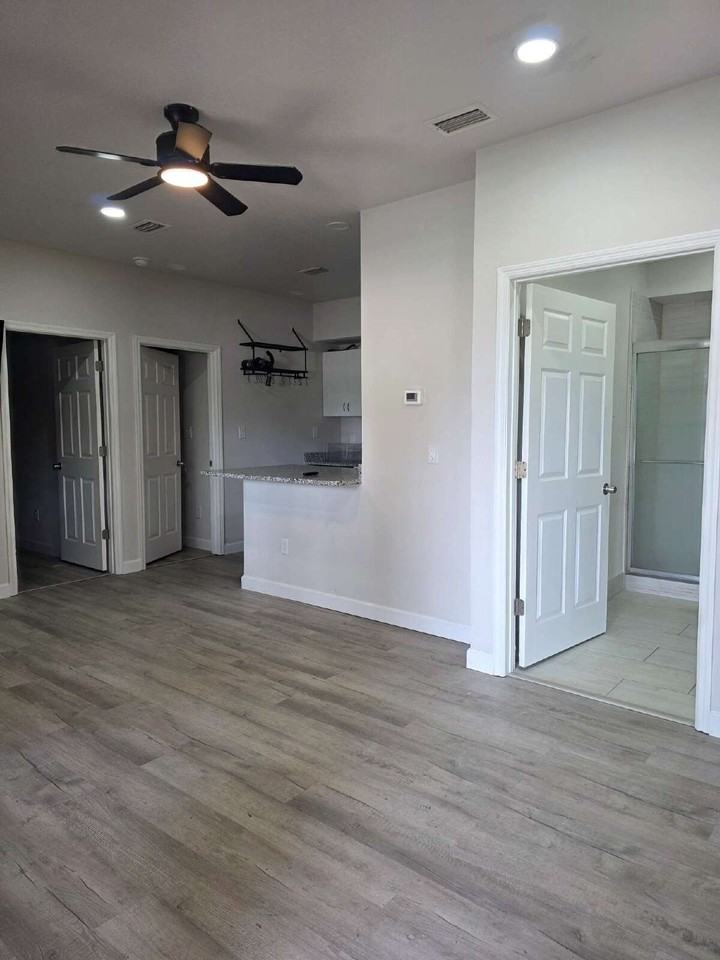 2402 E Dr Martin Luther King Jr Blvd #1 - Photo 3 of 10