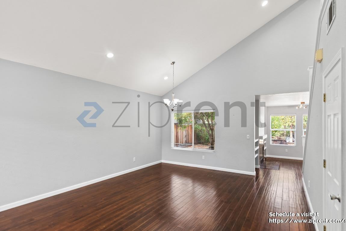 4755 Fawn Way - Photo 7 of 36