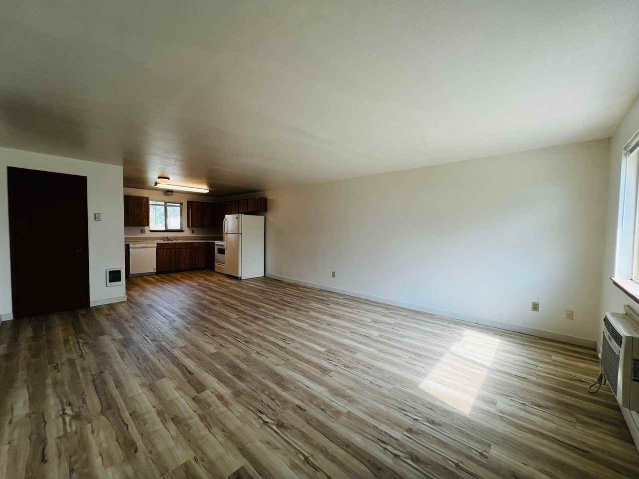 4803 Bonnie Ln - Photo 3 of 20