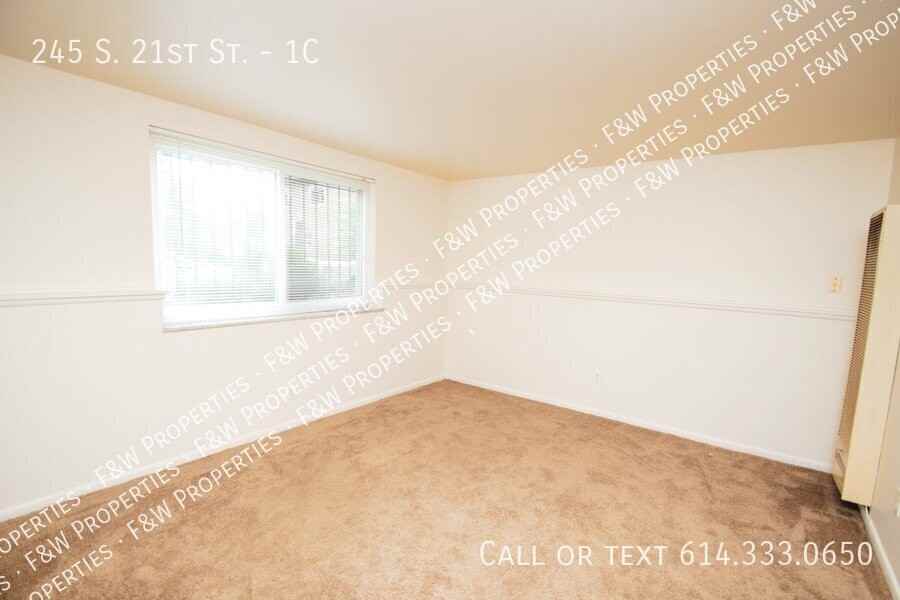 245 South 21st Street #1C - Photo 2 of 10