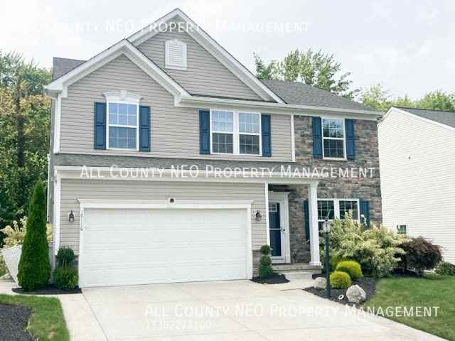 10116 Flagstone Drive - Photo 2 of 33