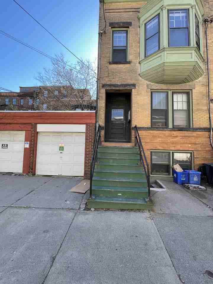 34 Spring St #1BS