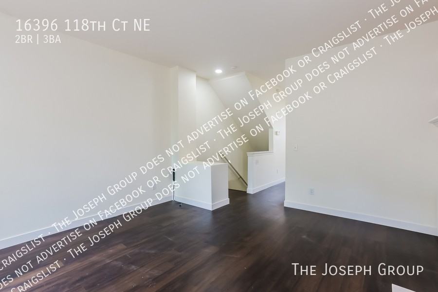 16396 118th Ct Ne - Photo 3 of 23