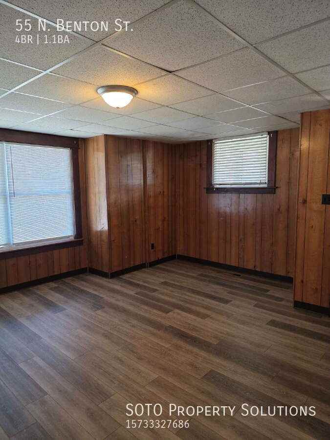 55 N Benton St - Photo 3 of 23