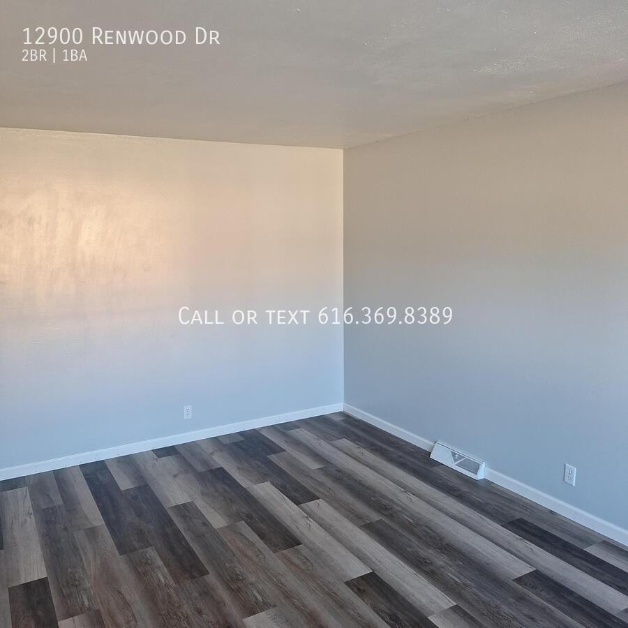 12900 Renwood Dr - Photo 3 of 5