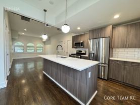 4319 Roanoke Pkwy - Photo 1 of 1