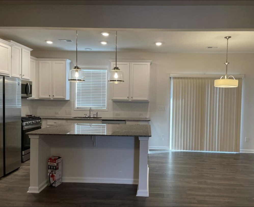 3826 Yorkshire Pl - Photo 2 of 12