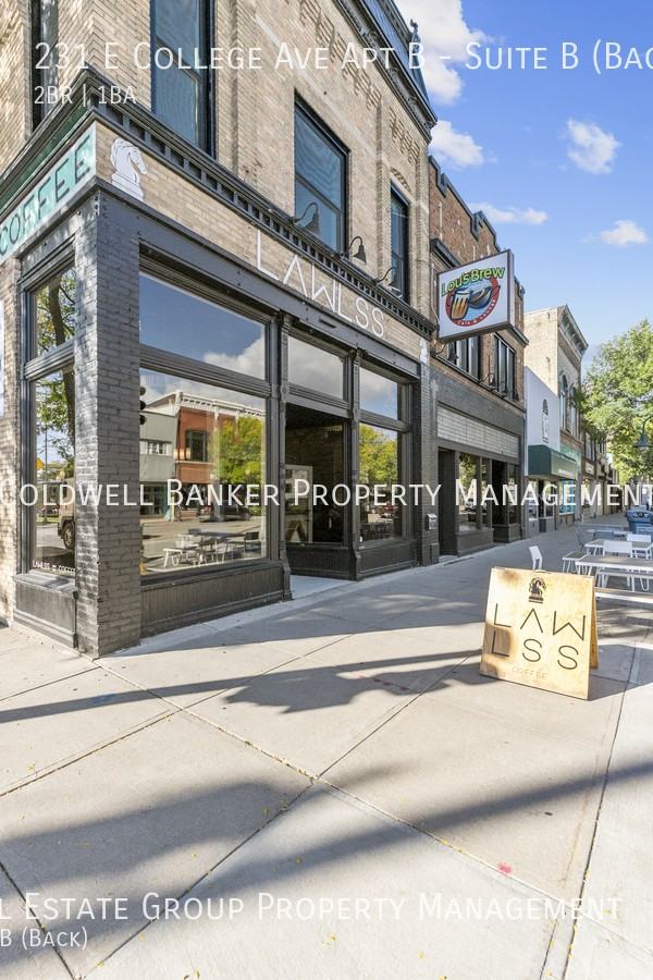 231 East College Avenue - Photo 2 of 31