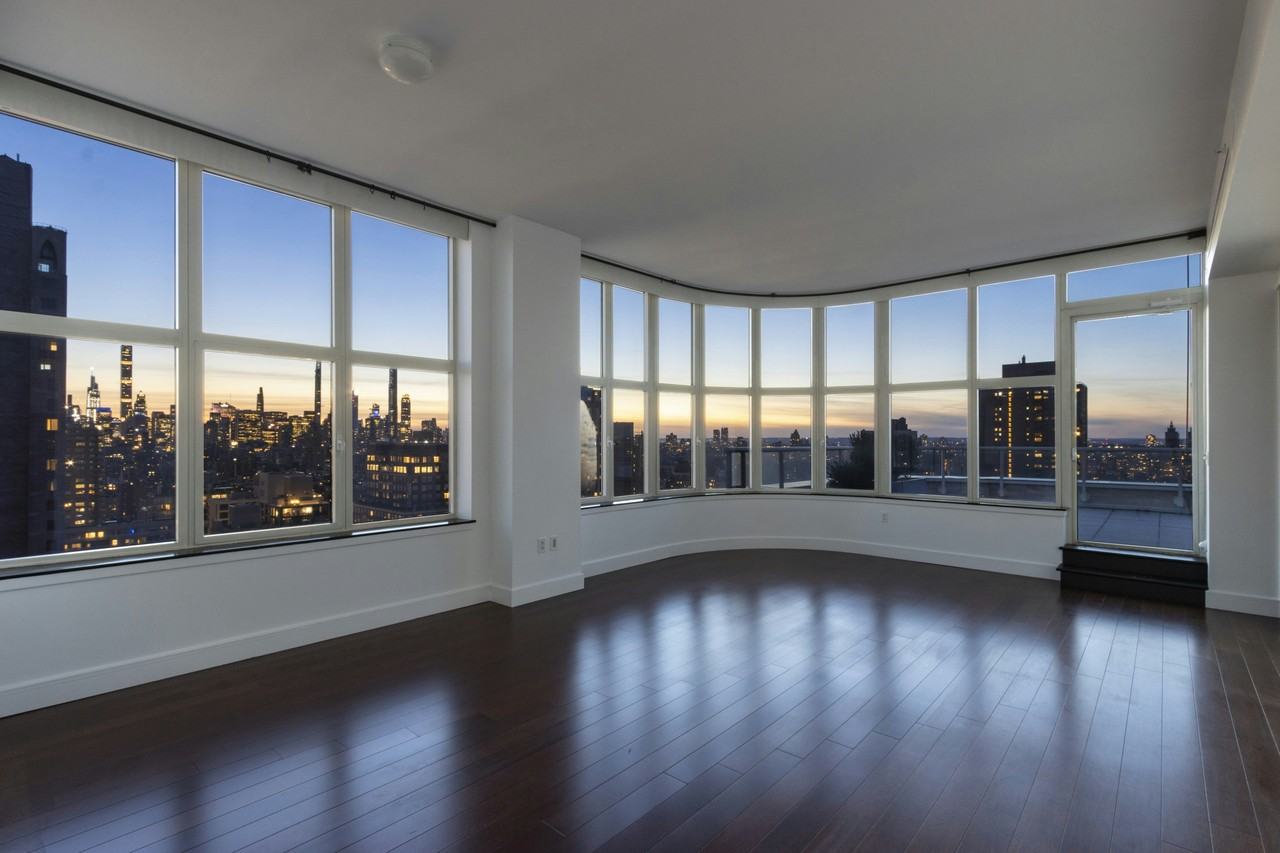 181 E 90th St - Photo 3 of 21