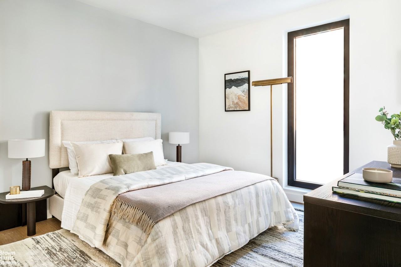 8 Saint Marks Pl #4B - Photo 4 of 9