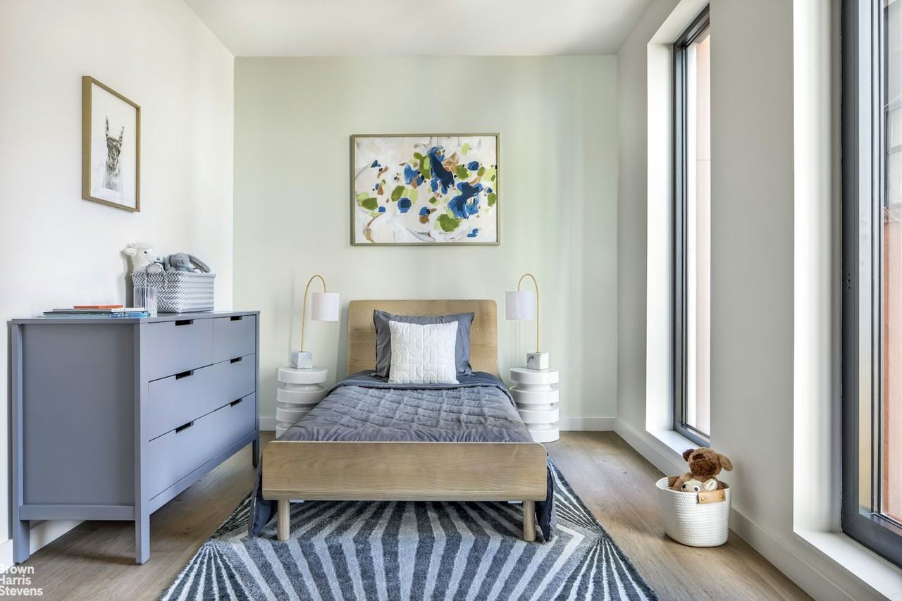 8 Saint Marks Pl #4B - Photo 6 of 9