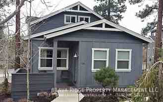 1903 Nw Monterey Mews - Photo 1 of 1