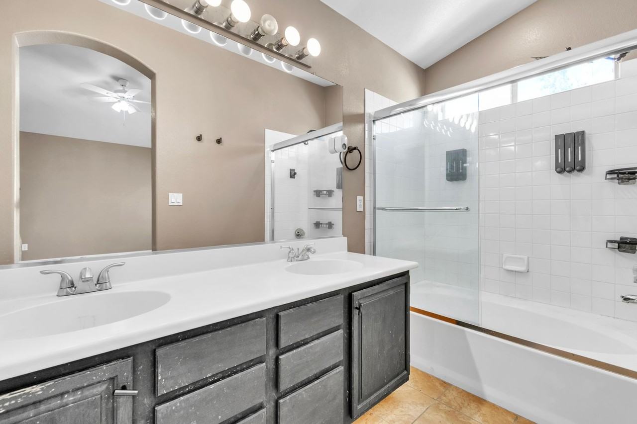 3309 Barnstaple Ct - Photo 6 of 20