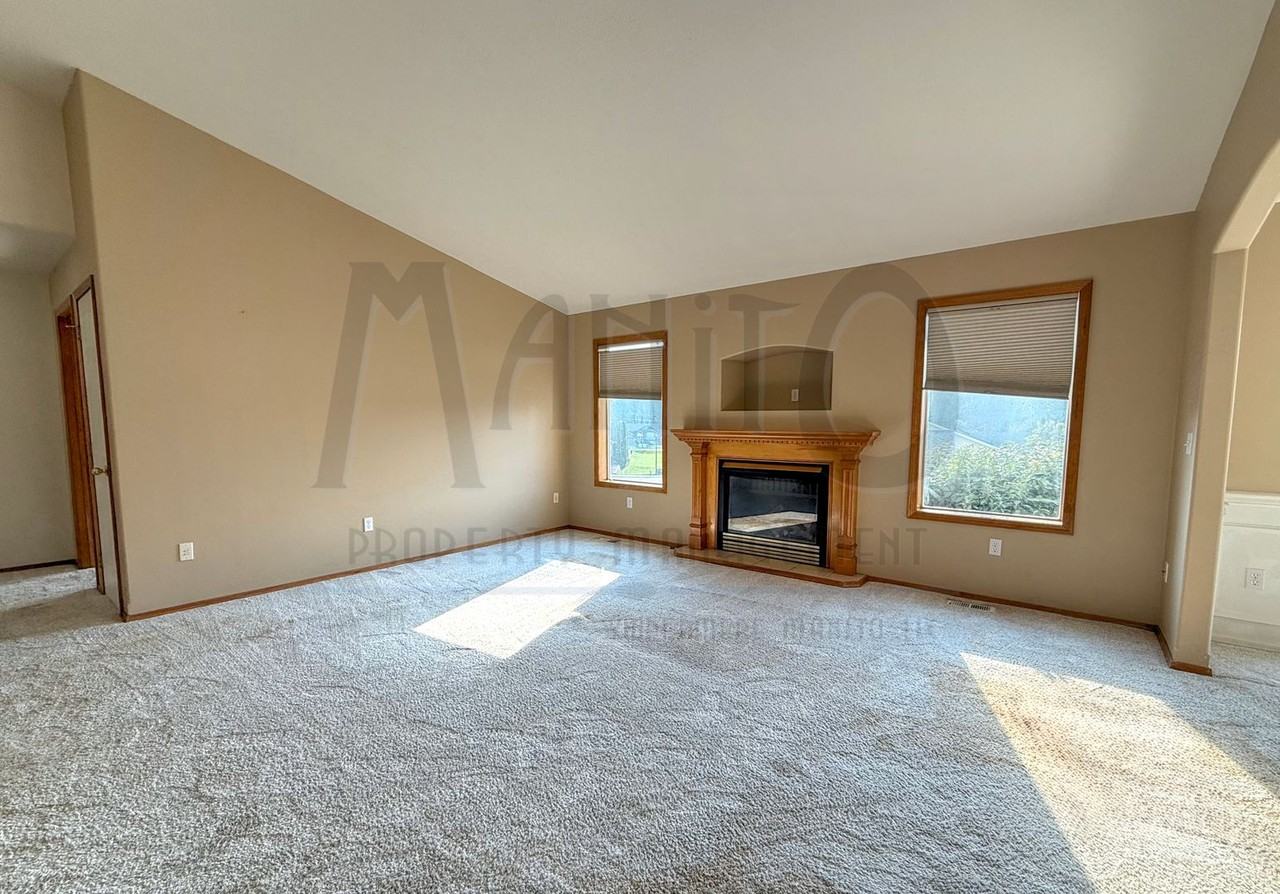 5108 W Conestoga Ln - Photo 3 of 18