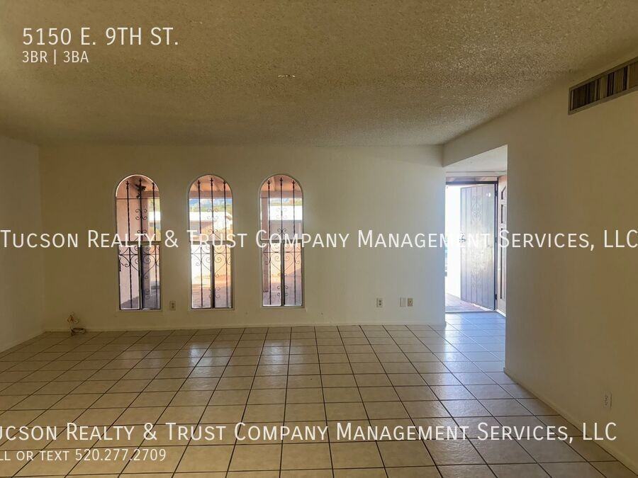 5150 E 9th St - Photo 3 of 18